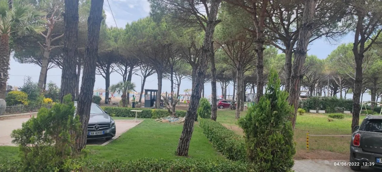 Residence La Pineta Golem  Albanien
